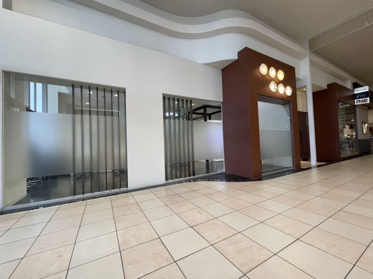 Early Nails With Eyelash イオンモール直方店 福岡の美容室bis グループ 美容院 ヘア アイ ネイル を運営 ビス